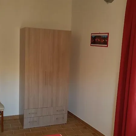 Sotto Il Castello 3* コリリアーノ・カーラブロ