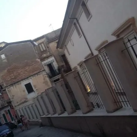 Bed & Breakfast Sotto Il Castello Corigliano Calabro